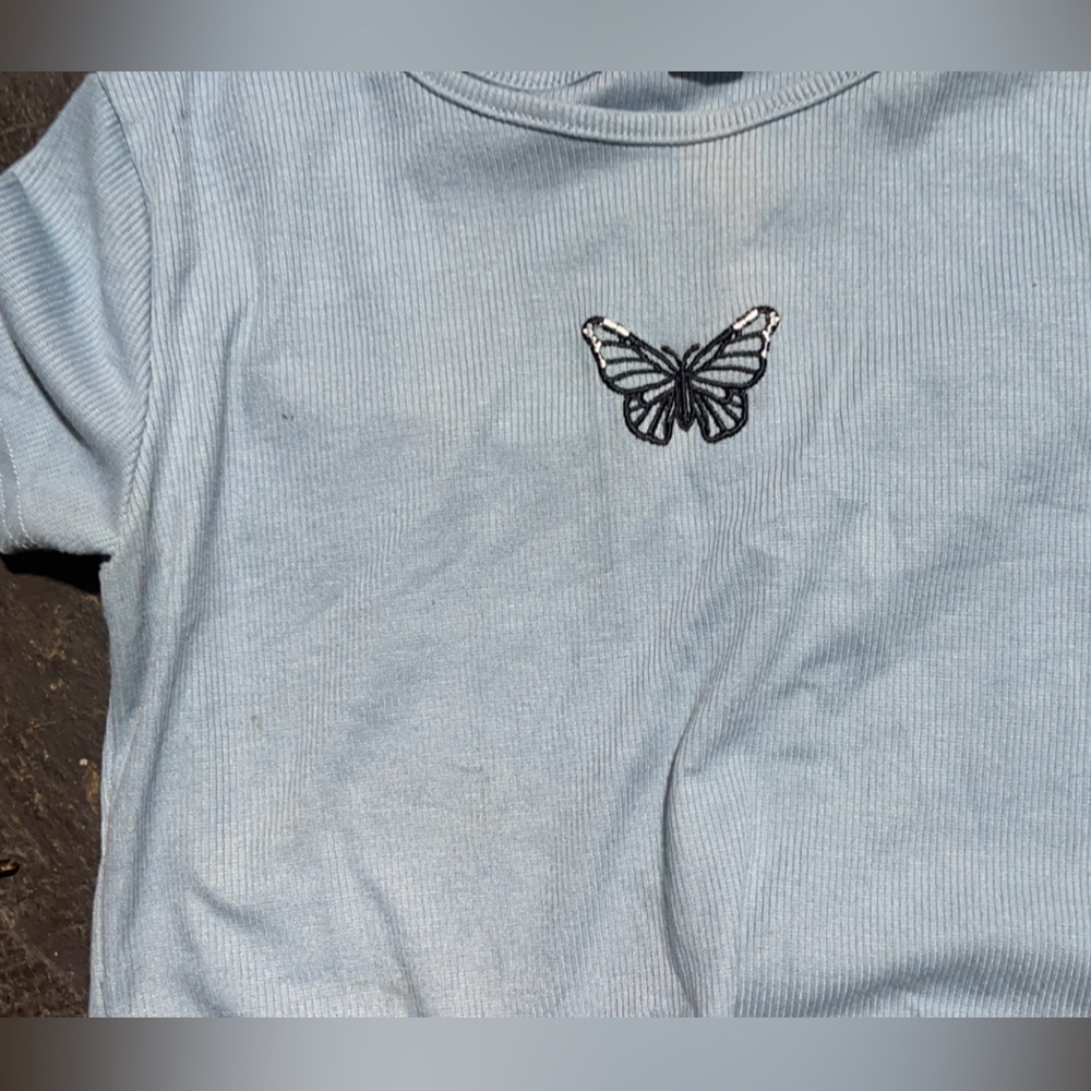 Purple butterfly cropped shirt size 11/12y from SHEIN